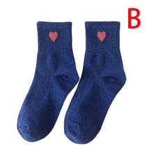 Load image into Gallery viewer, 1Pair Women Winter Middle Tube Socks Cotton Sports Socks Love Socks